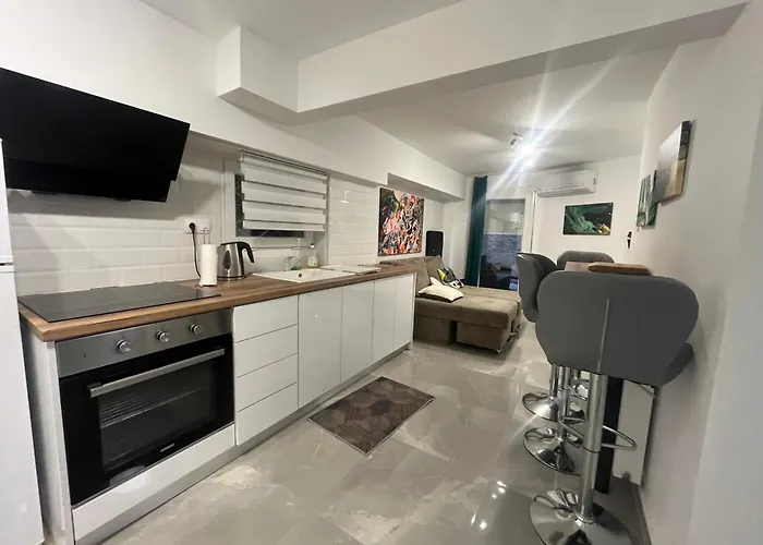 Gounari White Tower Basement Lejlighed *