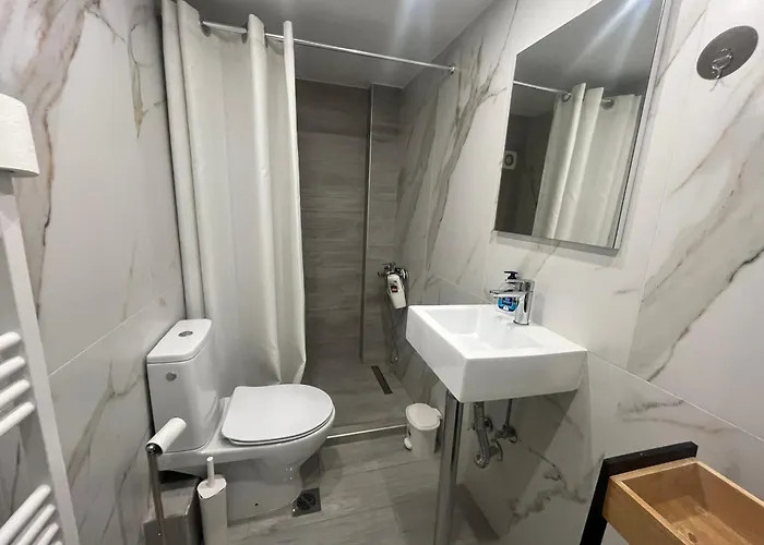 Gounari White Tower Basement Apartman