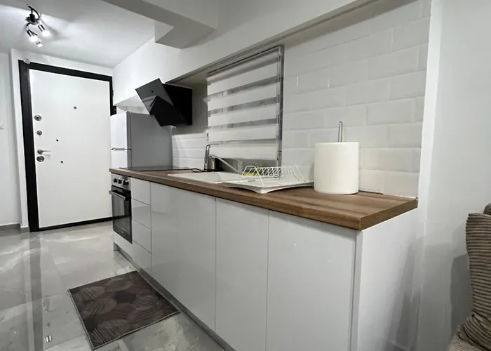 アパート Gounari White Tower Basement